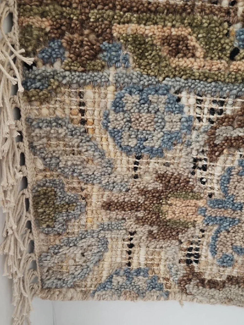 Pottery Barn NWT Ellen Handknotted Wool Jute Blend Fringe Accent Rug
